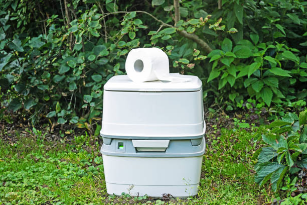 Best Porta potty delivery and setup  in Niles, MI